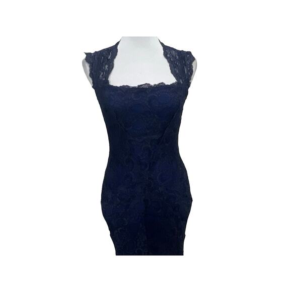 Nicole Miller Blue Lace Gown - Picture 5 of 13